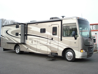 Winnebago Sunstar 2013 for sale image