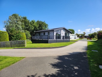  Lodge image